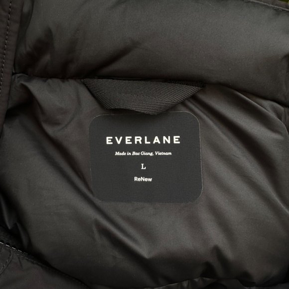 Everlane ReNew Short Parka Coat Jacket, Black, Large - Picture 2 of 16